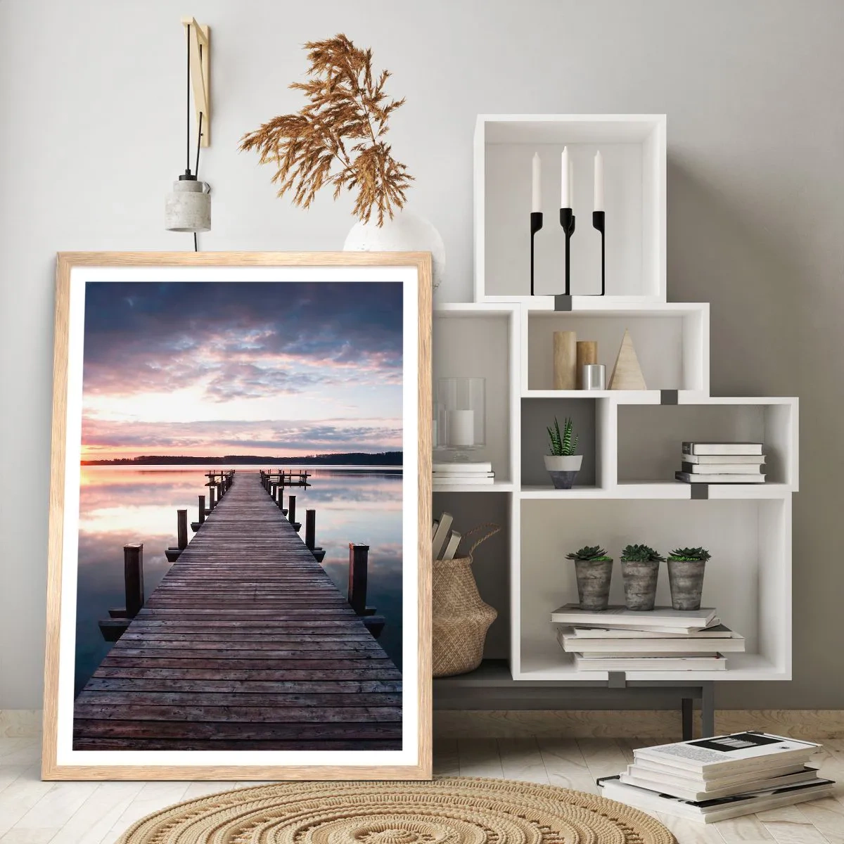 Een poster in een licht eiken lijst - Een rustige grens tussen dag en nacht - 61x91 cm
