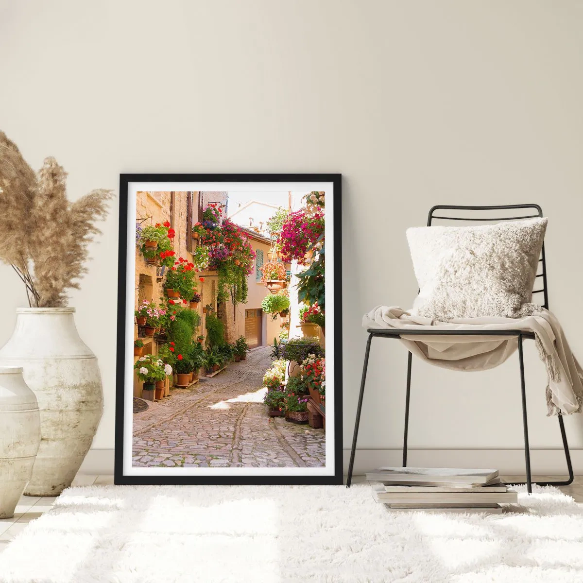 Poster in een zwarte lijst - In de vloed van bloemen - 70x100 cm