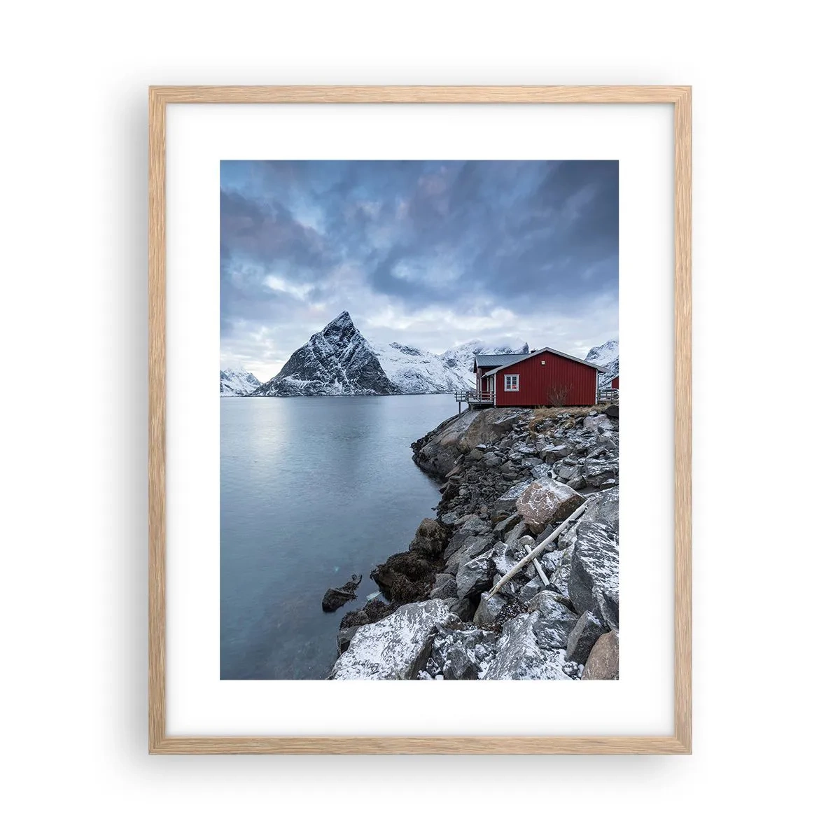 Een poster in een licht eiken lijst - Scandinavisch toevluchtsoord - 40x50 cm