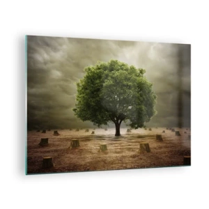 Schilderen op glas - Een groene boom omringd door stammen tegen een sombere lucht - 70x50cm - Alle hoop - Moderne wanddecoratie voor woonkamer en slaapkamer ARTTOR