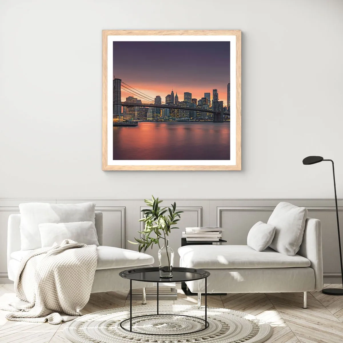 Een poster in een licht eiken lijst - Ondergedompeld in lila stilte - 40x40 cm