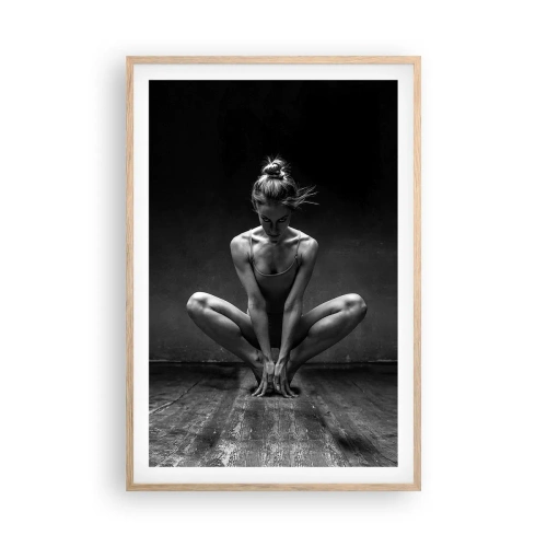 Een poster in een licht eiken lijst - Concentratie van dansenergie - 61x91 cm