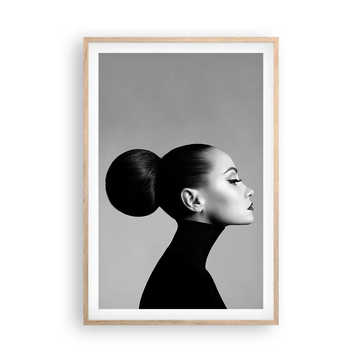 Een poster in een licht eiken lijst - Moderne Nefertiti - 61x91 cm