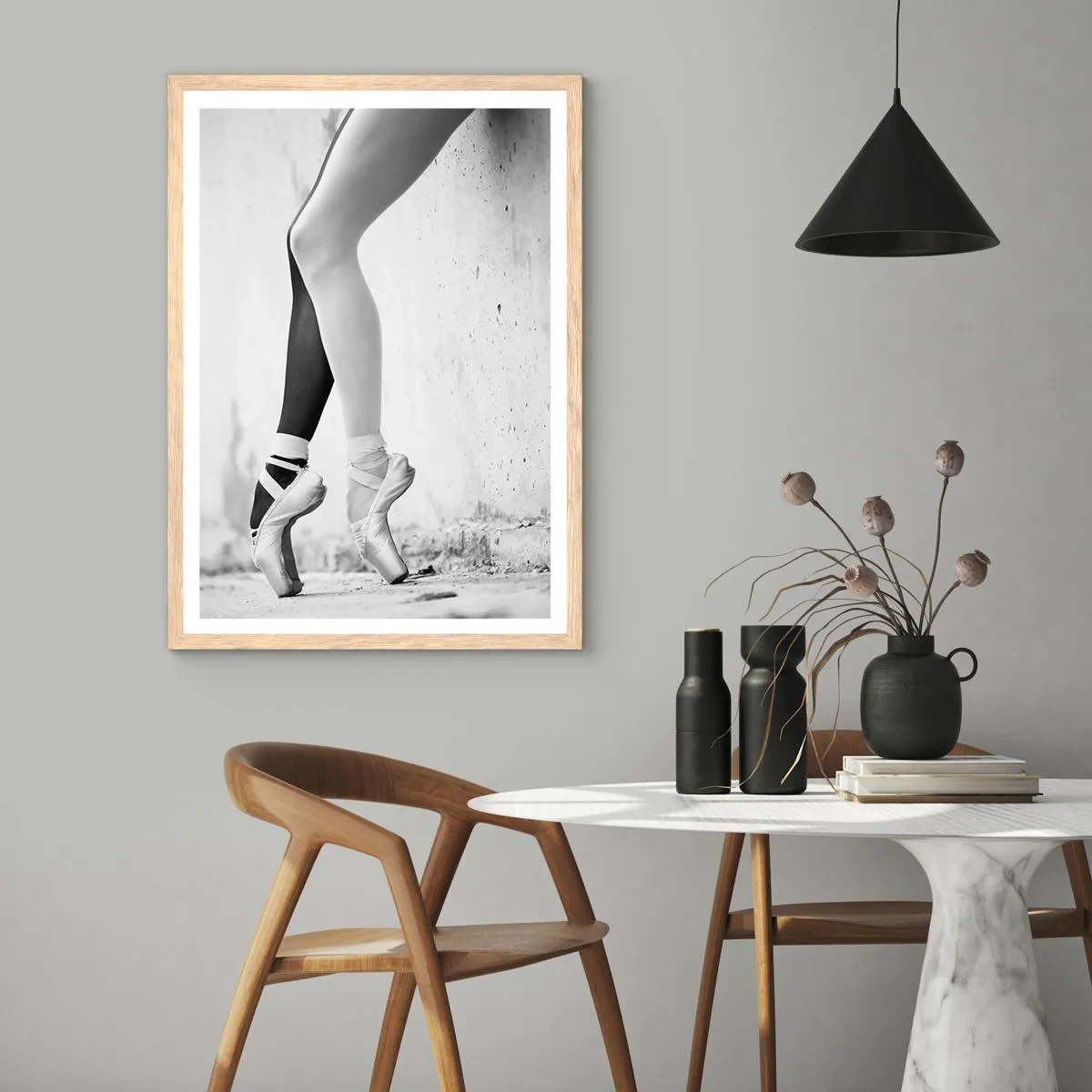 Een poster in een licht eiken lijst - Ballerina, voila! - 70x100 cm