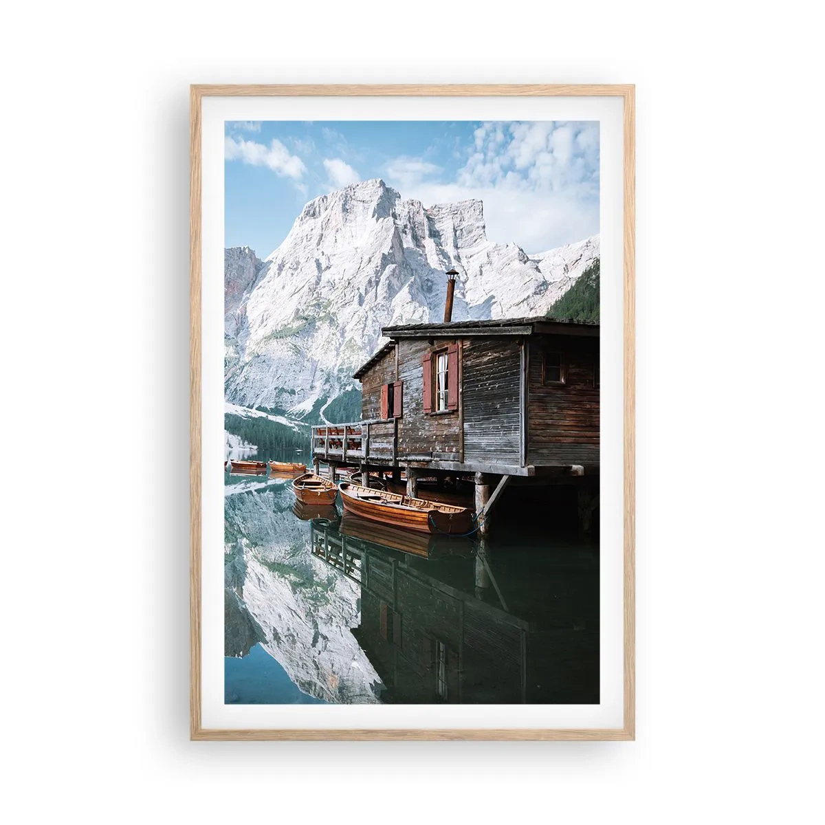 Een poster in een licht eiken lijst - Een kristalheldere bergochtend - 61x91 cm