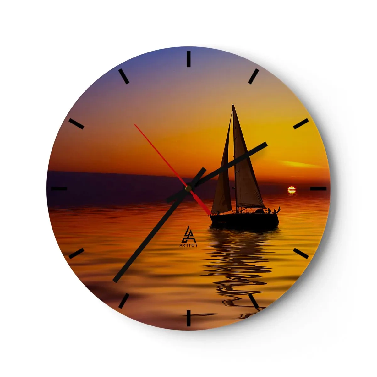 Wandklok - Klok - Een zeilboot op zee bij zonsondergang - 30x30cm - Hoe stil is het hier in de schemering... - Moderne wanddecoratie voor woonkamer, keuken en slaapkamer ARTTOR