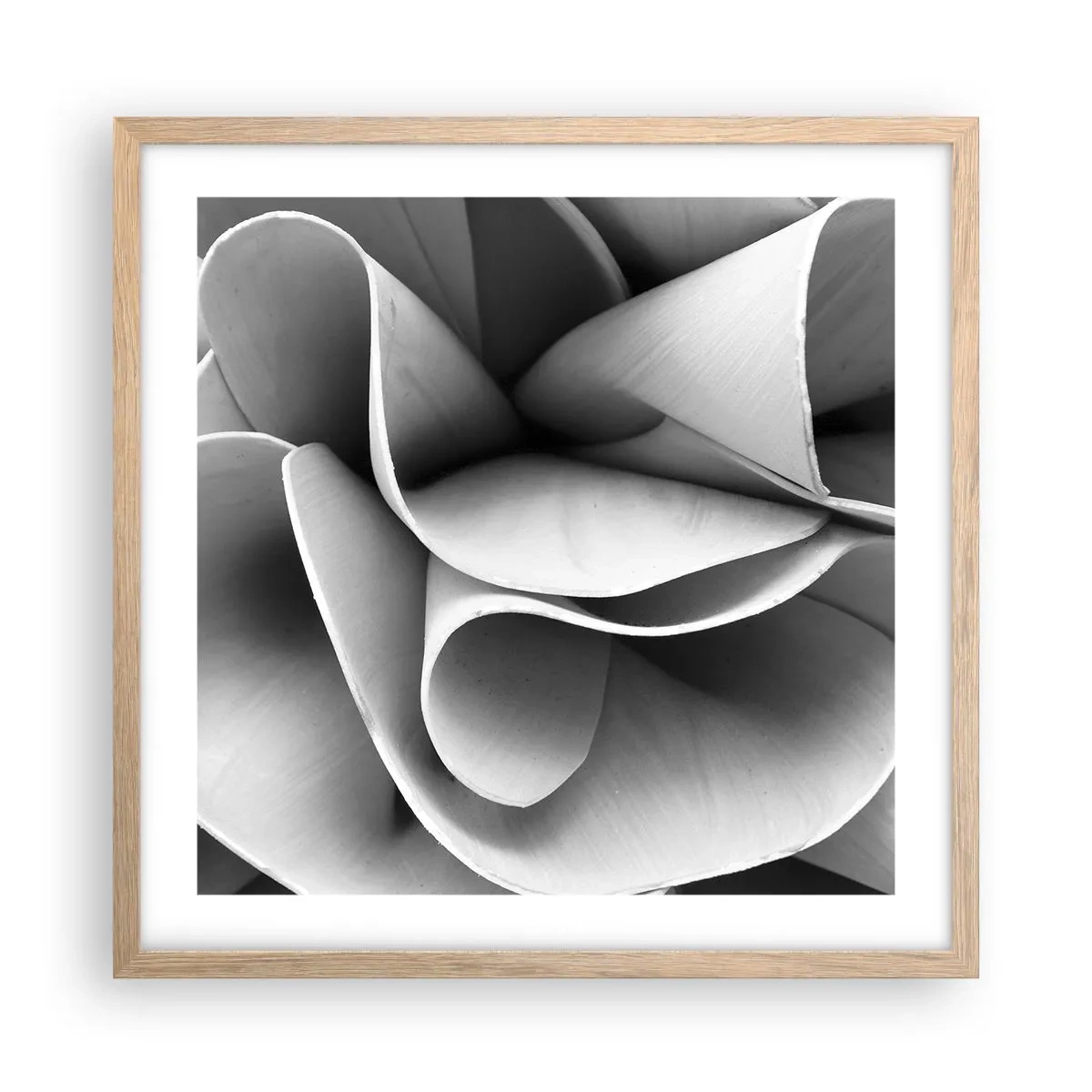 Een poster in een licht eiken lijst - Het gebeurt in de ruimte - 50x50 cm