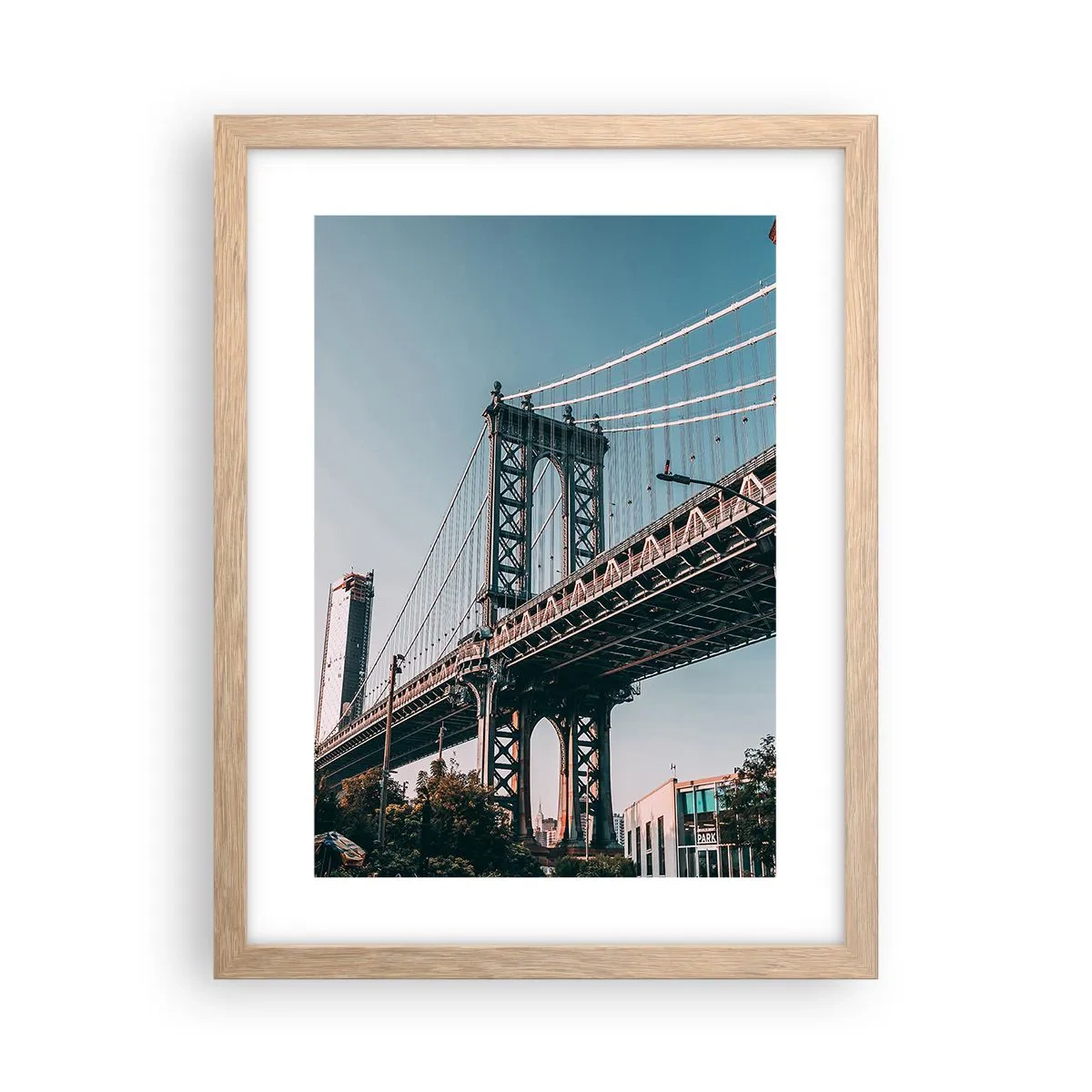 Een poster in een licht eiken lijst - Over de golven van de stad - 30x40 cm