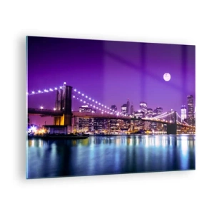 Schilderen op glas - Brooklyn Bridge en Manhattan 's nachts in paarse tinten - 70x50cm - De lichten van de grote stad in paars - Moderne wanddecoratie voor woonkamer en slaapkamer ARTTOR