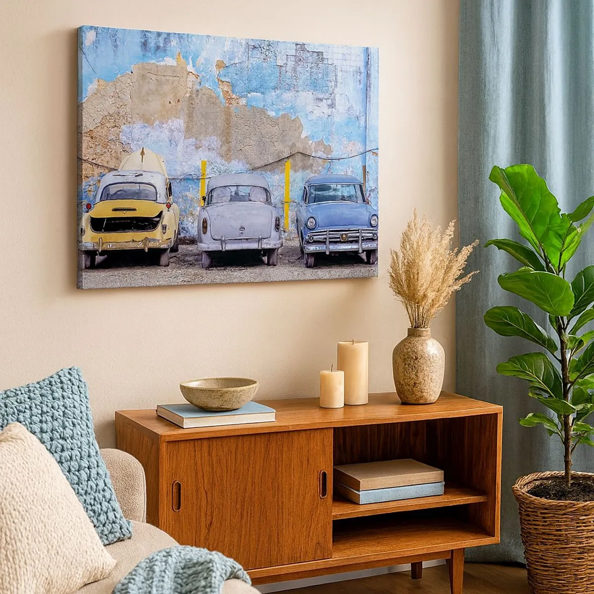 Schilderen op canvas - Oude auto's tegen de achtergrond van een verwoeste muur - 70x50cm - Veteranenbijeenkomst - Moderne wanddecoratie voor woonkamer en slaapkamer ARTTOR