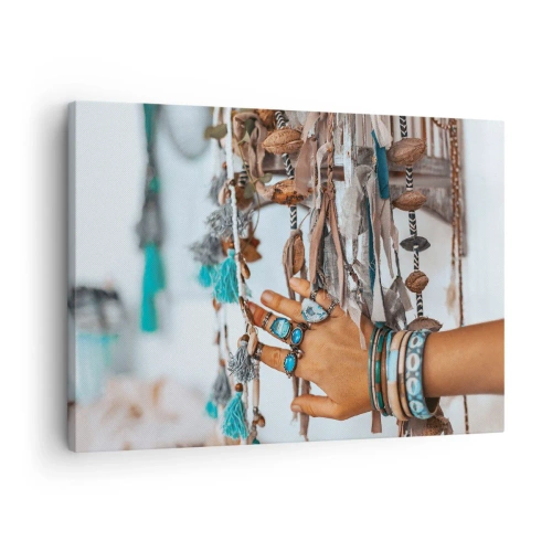 Schilderen op canvas - Een hand versierd met boho-sieraden met versieringen op de achtergrond - 70x50cm - Lokale schatten - Moderne wanddecoratie voor woonkamer en slaapkamer ARTTOR