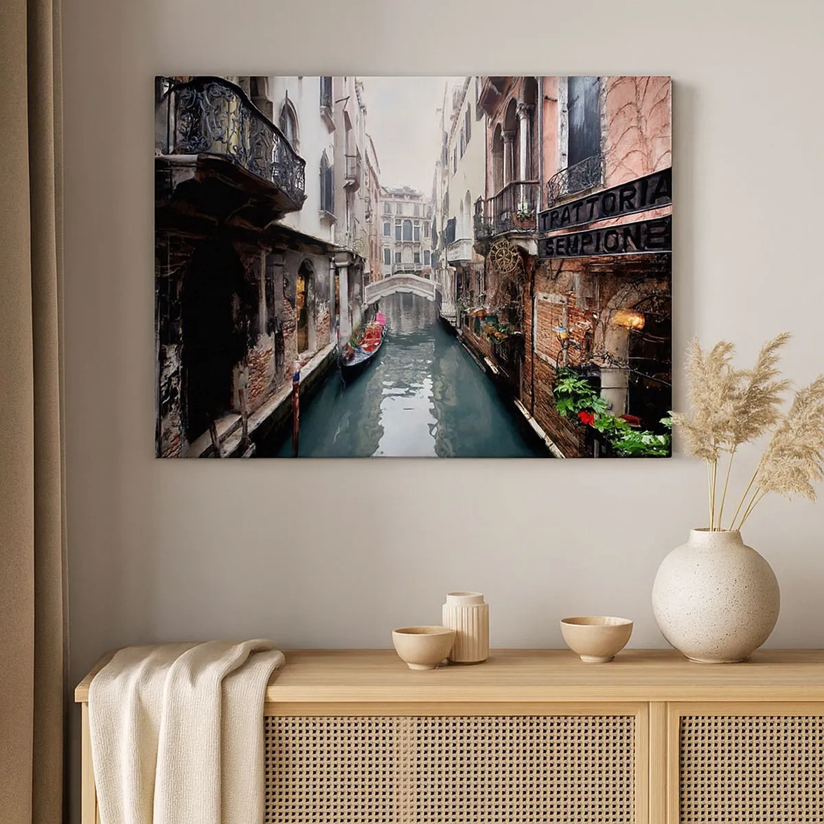 Schilderen op canvas - Een kanaal in Venetië met een gondel en historische gebouwen - 70x50cm - Venetiaans landschap met een gondel en een brug - Moderne wanddecoratie voor woonkamer en slaapkamer ARTTOR