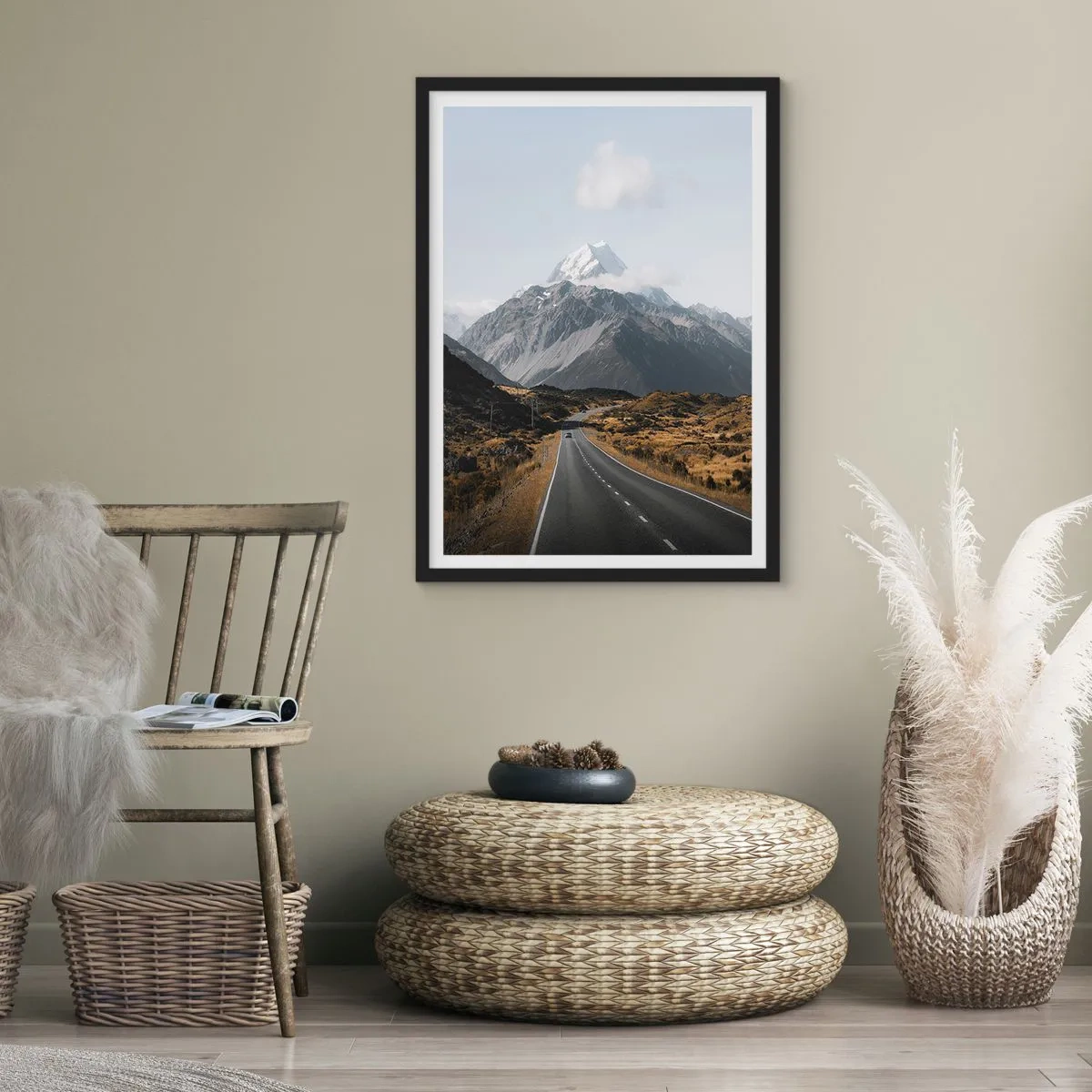 Poster in een zwarte lijst - De weg naar het hart van de bergen - 40x50 cm