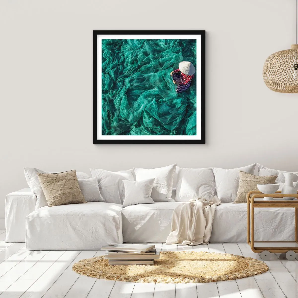Poster in een zwarte lijst - In een zee van netten - 30x30 cm