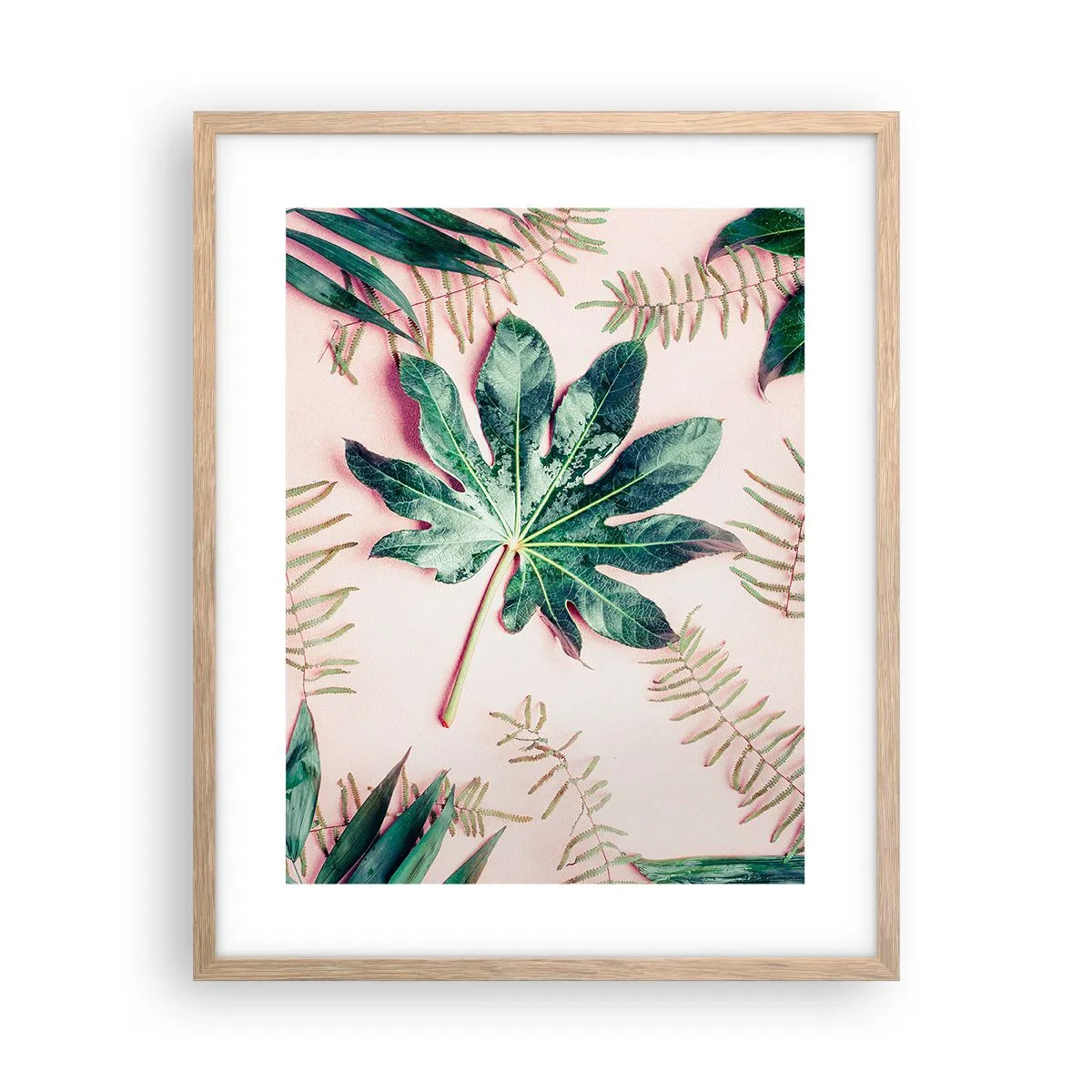 Een poster in een licht eiken lijst - Een studie van groen op een roze achtergrond - 40x50 cm